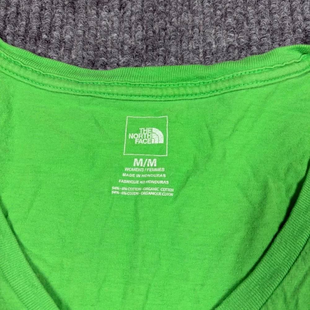 The North Face Shirt Womens M V-Neck Graphic Green Cotton Short Sleeve - Picture 3 of 6